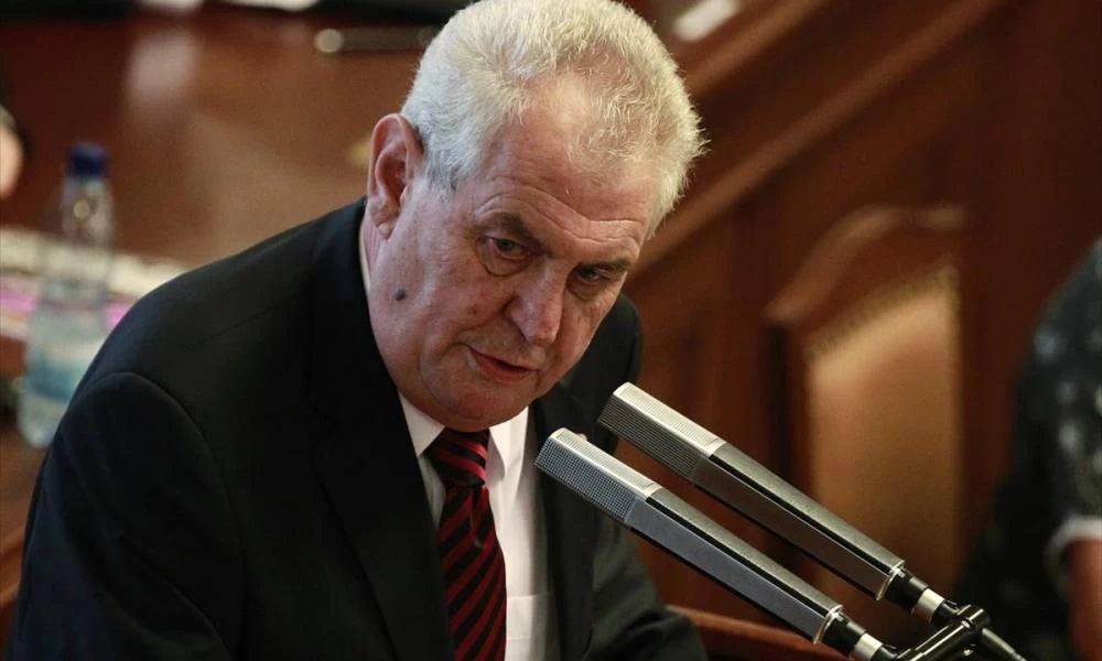 Τσεχία: Ο Πρόεδρος χαρακτήρισε «αηδιαστικά» τα διεμφυλικά άτομα